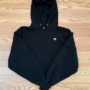 Champion Cropped Hoodie Size Medium
